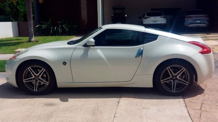 Nissan 370Z Touring 2010