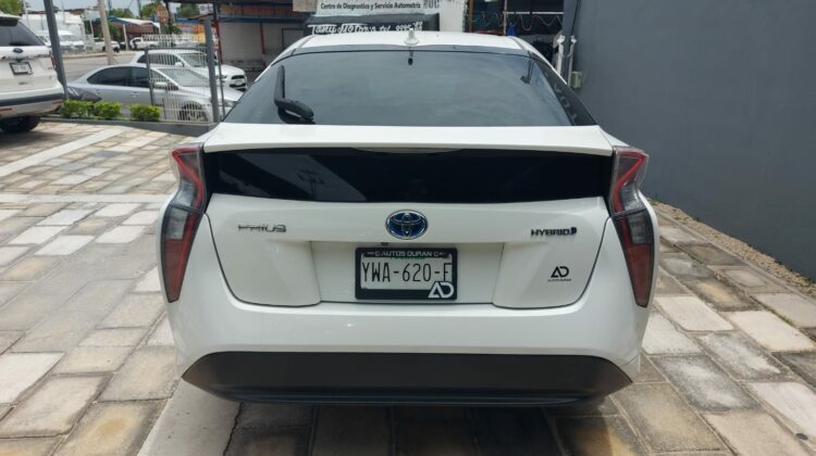 Toyota Prius 2018