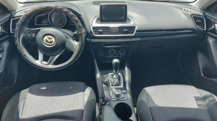 Mazda 3 2016