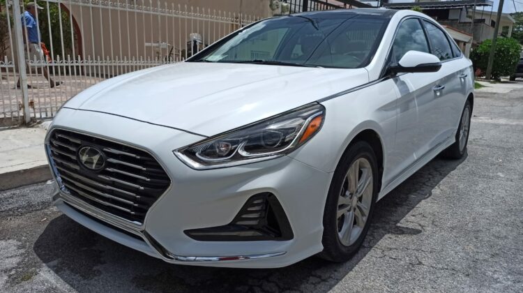 Hyundai Sonata Limited Navi 2.4 Automático 2018