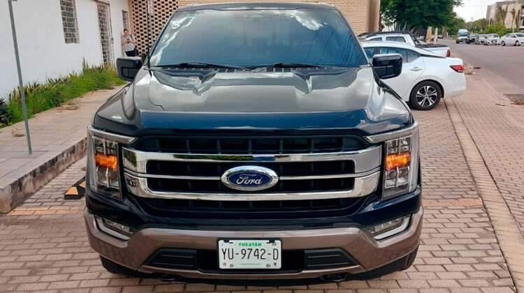 Ford Lobo Lariat Super Super Crew Cab 4×4 2022