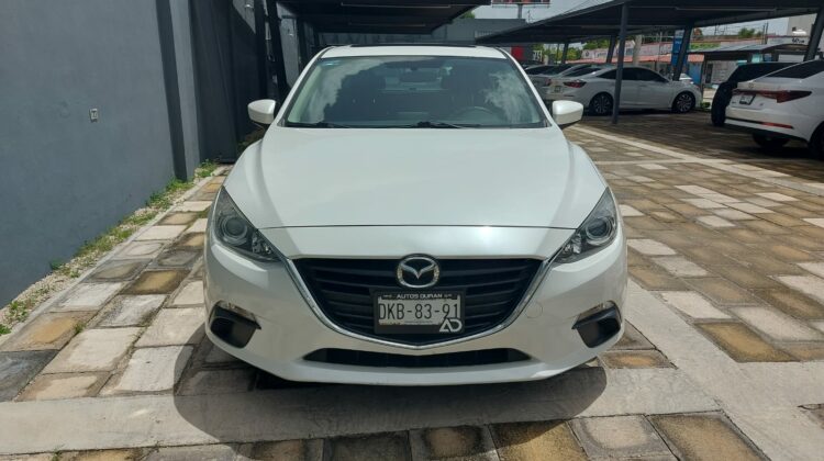 Mazda 3 i Touring 2016