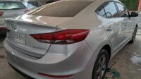 Hyundai Elantra GLS Automático 2017