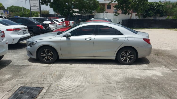 Mercedes Benz Clase CLA200 2019