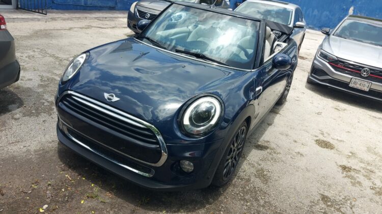 Mini Cooper Convertible 2018