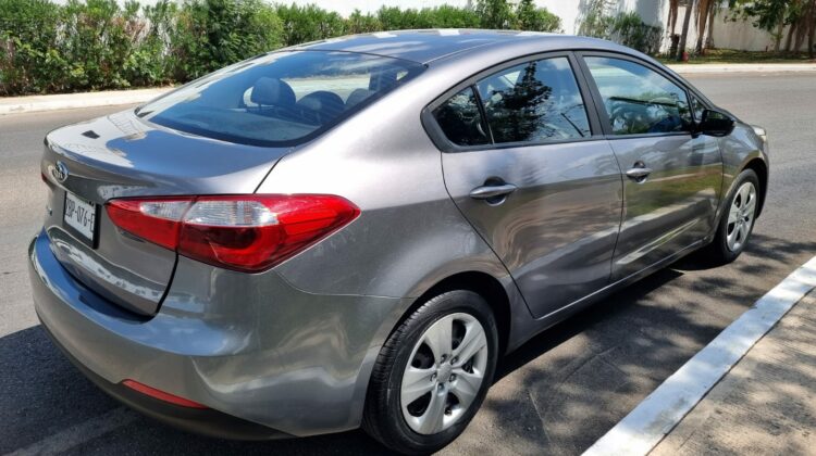 Kia Forte LX STD 2016