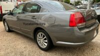 Mitsubishi Galant 2004