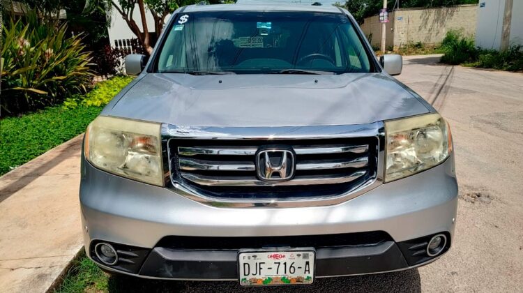 Honda Pilot Touring 4WD 2012