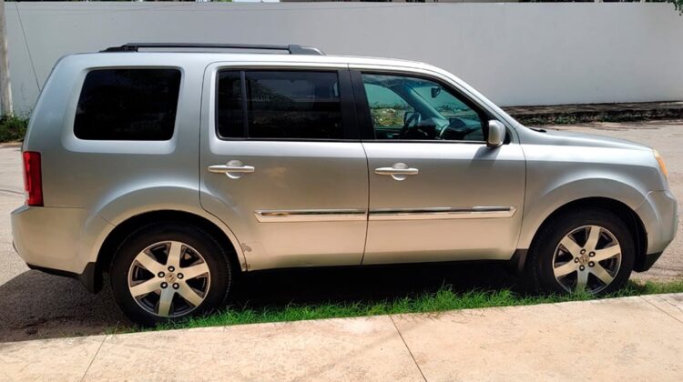 Honda Pilot Touring 4WD 2012