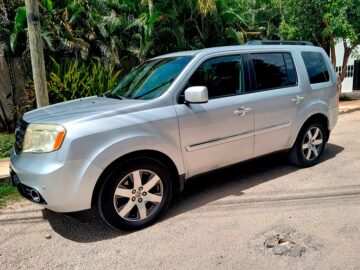 Honda Pilot Touring 4WD 2012