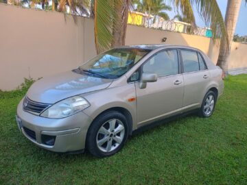 NISSAN TIIDA EMOTION AUT 2011