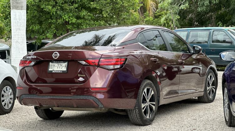 NISSAN SENTRA ADVANCE 2020