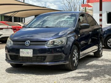 VOLKSWAGEN VENTO 2015