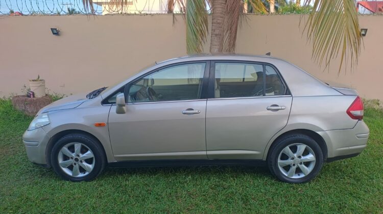 NISSAN TIIDA EMOTION AUT 2011