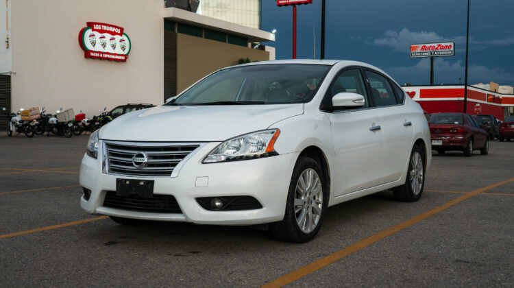 Nissan Sentra 2016