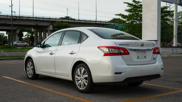 Nissan Sentra 2016