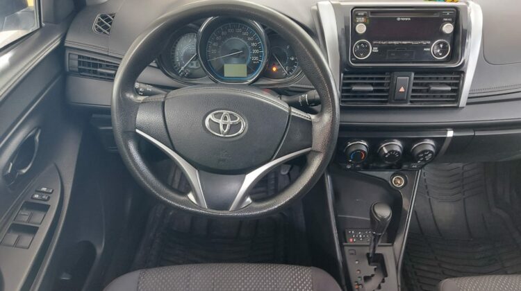 Toyota Yaris Core CVT 2017