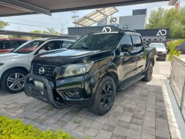 Nissan Frontier Platinum LE 2020