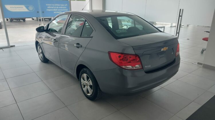 Chevrolet Aveo LS 2022