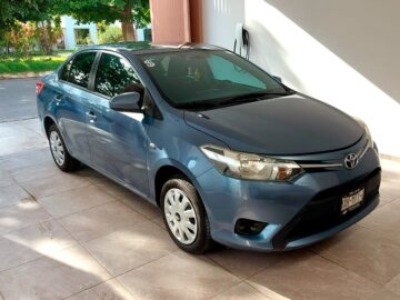 Toyota Yaris Core CVT 2017