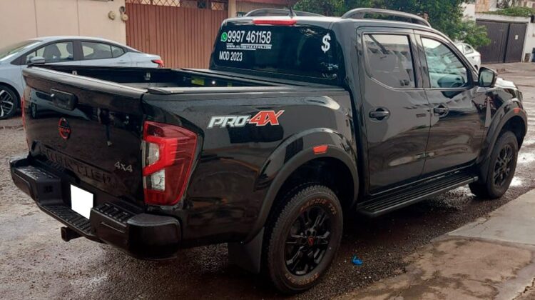 Nissan Frontier PRO 4X 2023