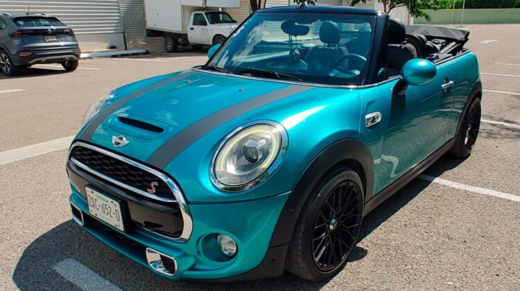 Mini Cooper Hot Chili Cabrio 2017