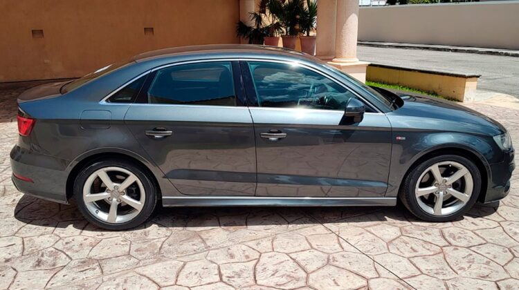 Audi A3 S-Line motor 1.8 Turbo 2014