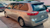 Toyota Sienna XLE 2017