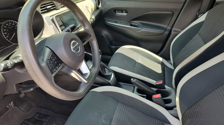 Nissan Versa Advance STD 2020