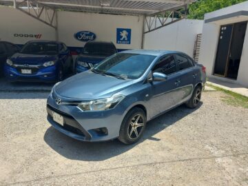 Toyota Yaris Core 2017