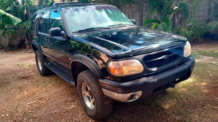 Ford Explorer 5.0 V8 Eddie Bauer Edition 4WD 1999