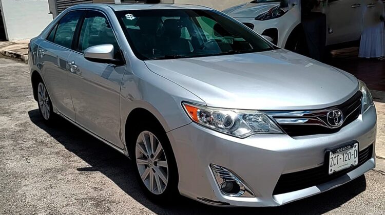 Toyota Camry XLE 2014