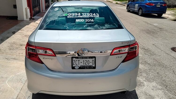 Toyota Camry XLE 2014