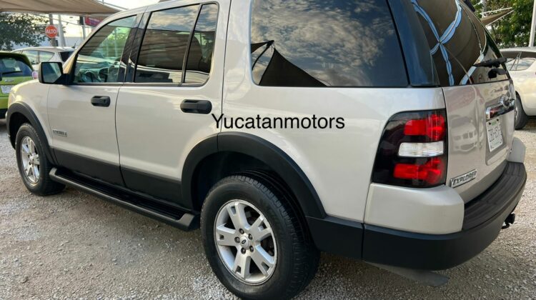 Ford Explorer 2006