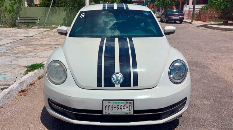 Volkswagen Beetle Turbo 2012