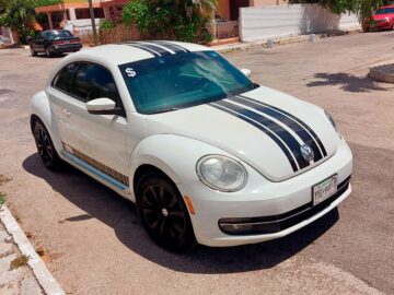 Volkswagen Beetle Turbo 2012