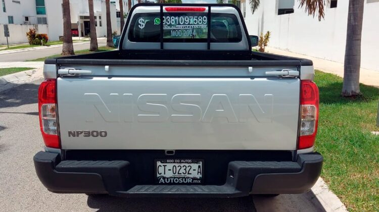 Nissan NP300 2024