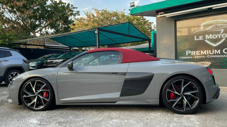 Audi R8 Spyder 2022