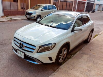 Mercedes Benz Clase GLA 200 2015