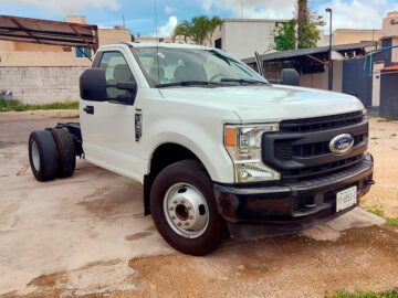 Ford F-350 XLT 2021