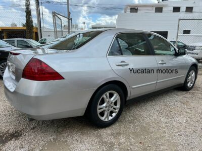 Honda Accord 2006