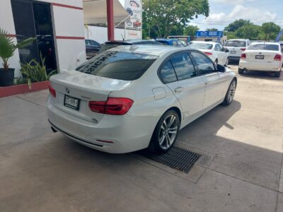 BMW Serie 3 320iA 2018