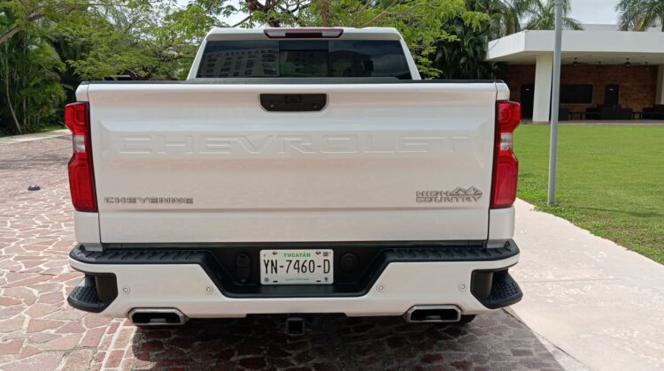 Chevrolet Cheyenne High Country 2021