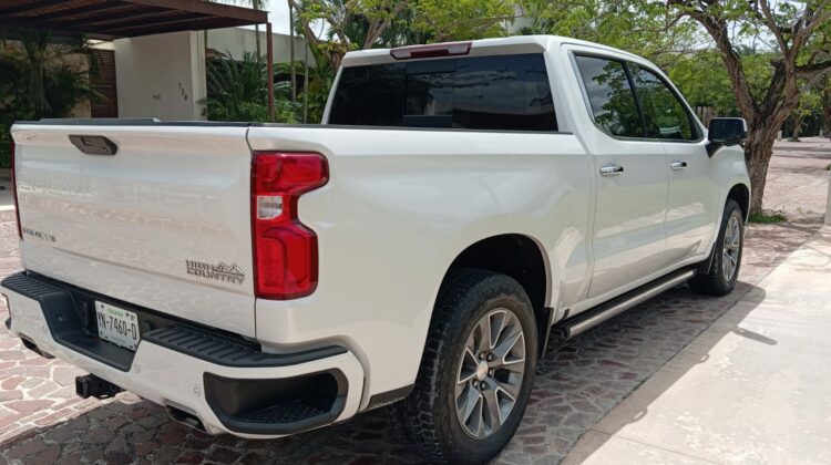 Chevrolet Cheyenne High Country 2021