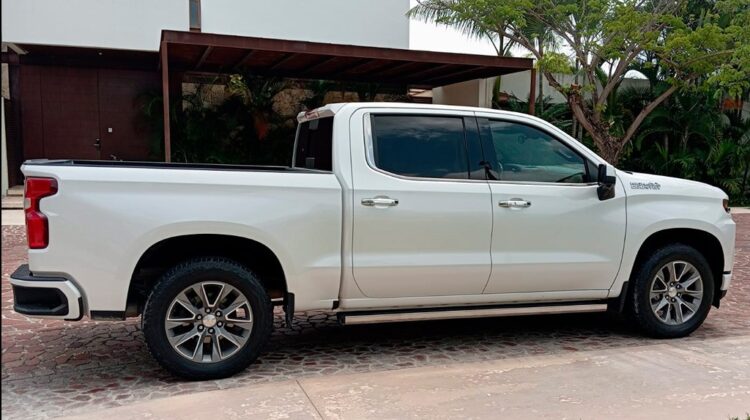 Chevrolet Cheyenne High Country 2021