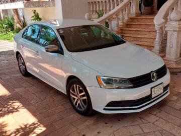 Volkswagen Jetta Live 2016