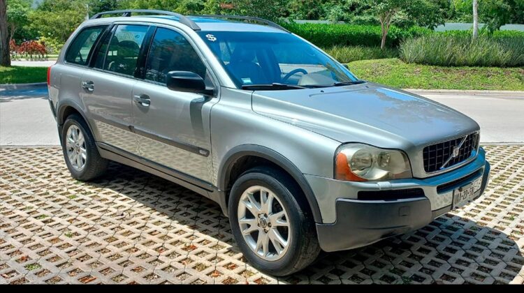 Volvo XC90 2005