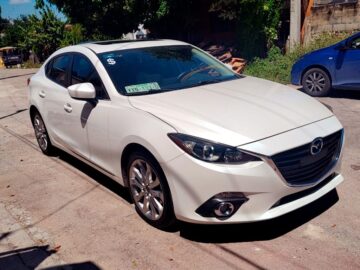 Mazda 3 i Sport Sedán 2015