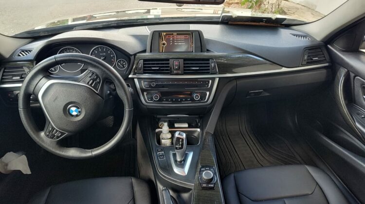 BMW Serie 3 320I Luxury Line 2014