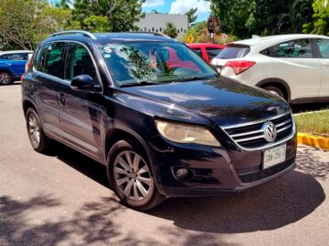 Volkswagen Tiguan Track & Fun Tiptronic 2011